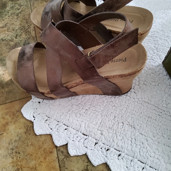 Pierre Dumass sandals 9 - Picture 4 of 4